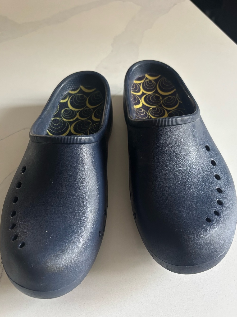 Crocs Tully Slip on Clogs Mules
Comfort Waterproof Shoes